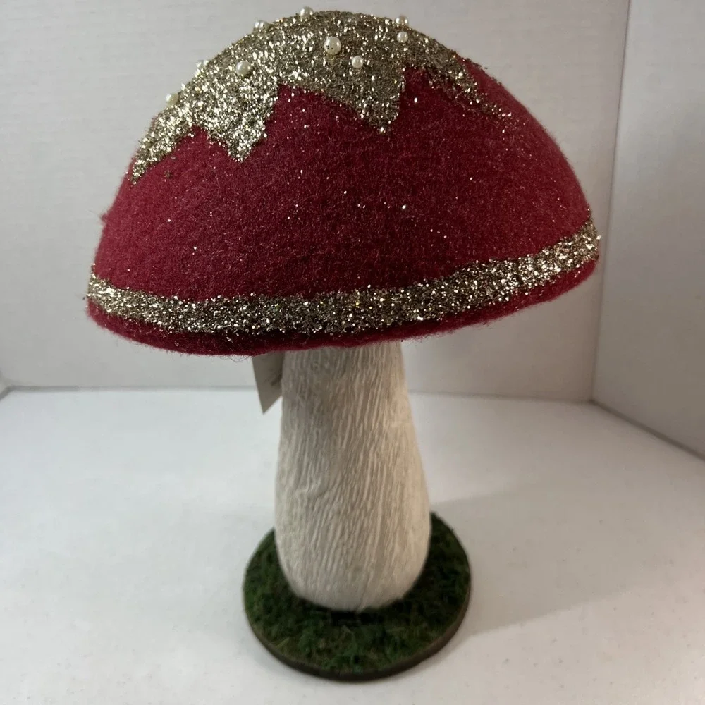 Glittered Wool Felt Mushroom 12